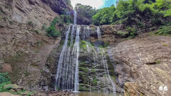 Cascata Rasga Diabo - Vespasiano Correa (RS)