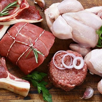Por que a carne de vaca é vermelha e a de frango é branca?